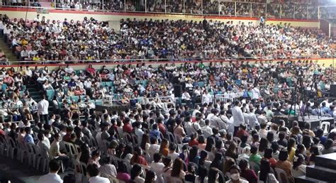 Thousands Attend Makatis Evangelical Mission At Cuneta Astrodome Iglesia Ni Cristo Church Of