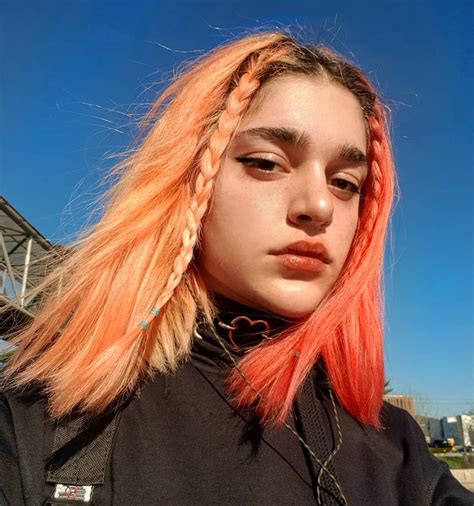 Maries Instagram Post I Almost Missed My Bus While Taking This Pic Hair Color Orange Hair