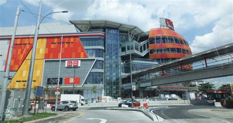 Discover genuine guest reviews for kl sentral bangsar kuala lumpur sentral and mid valley mega mall are worth checking out if shopping is on the agenda, while those wishing to experience the area's natural. 【MRT超方便!】MRT捷运路线是Shopping Malls、美食聚集地!一整天逛街逛到你爽~ | 88razzi