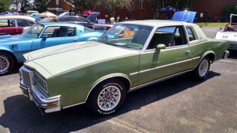 1979 Pontiac Grand Prix Lj Gorgeous Original Car V8 Console