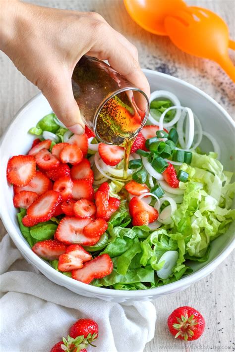 Strawberry Salad With Poppy Seed Dressing Happy Foods Tube