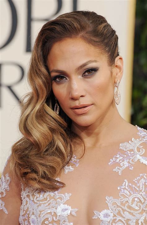 Ready to Get Your Jennifer Lopez Sexy On? Here Are the Names of the (Affordable!) Makeup Colors 