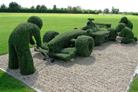 25 Examples Of Amazing Topiary Art Topiary Garden Garden Sculpture