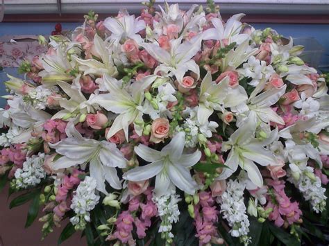 Pink Flower Arrangements For Funeral Fernande Hendrick