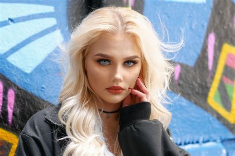filename blonde girl long hair model woman lipstick blue eyes wallpaper and background