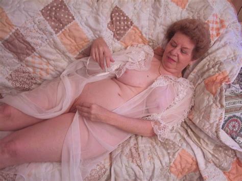 very old granny playing with her pussy porn pictures xxx photos sex images 2702080 pictoa