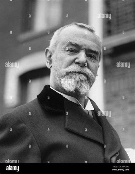 Wealthy Old Man 20th Century Hi Res Stock Photography And Images Alamy