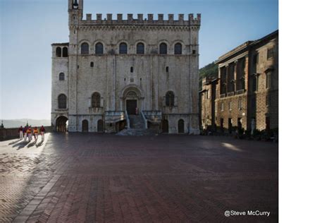 Sensational Umbria Exhibition By Steve Mccurry Floornature