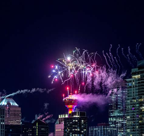 Photos Calgarys New Years Eve Fireworks Show Ushers In 2022