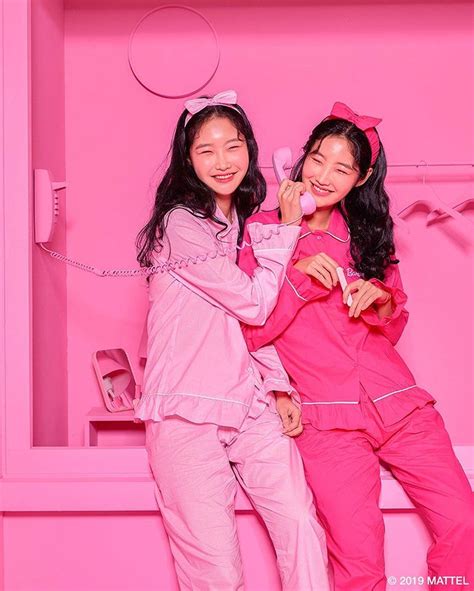 츄 chuu korea official en Instagram CHUU X Barbie러블리한 만남 Barbie Barbie room Baddie style