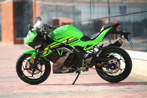Kawasaki Ninja 125 2019 On Review Mcn