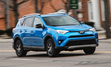 2016 Toyota Rav4 Se Awd Test Review Car And Driver