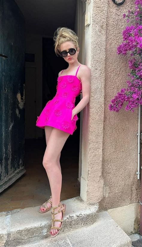 Kathryn Newton From Pok Mon Nude Exhibited Pics The Fappening