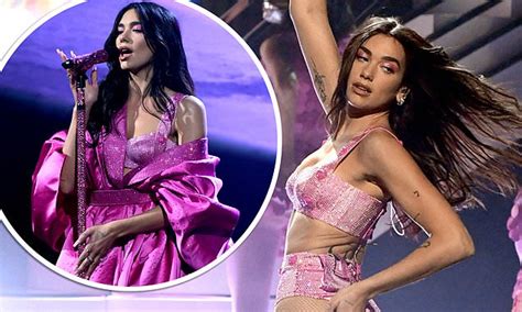 Grammy Awards Dua Lipa Strips Down To Sparkly Pink Bikini After Performance Daily Mail