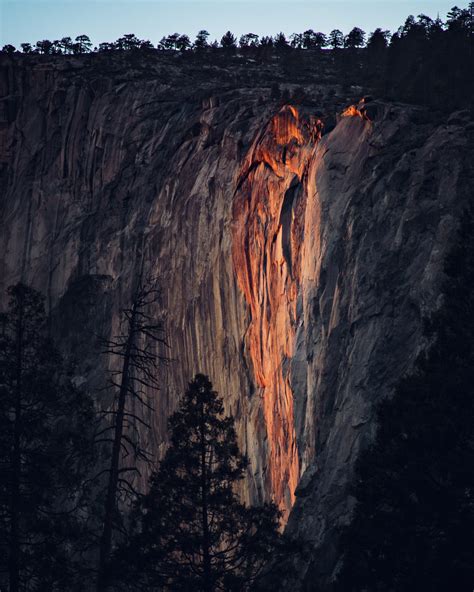 Fall Firefall In October And November Yosemite National Park — Flying