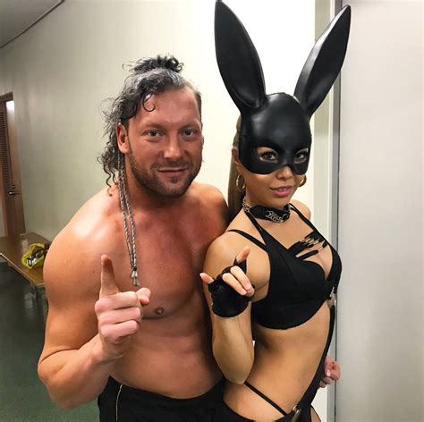 Bullet Club Leader Kenny Omega And Pieter Bad Luck Fale S Girlfriend