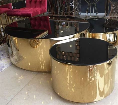 Because pure gold is very soft and easily marred, it is often alloyed with because gold is an element, a lump of pure gold contains nothing but gold atoms. Sofatisch Gold Schwarz : Couchtisch Design Marmor Metall ...