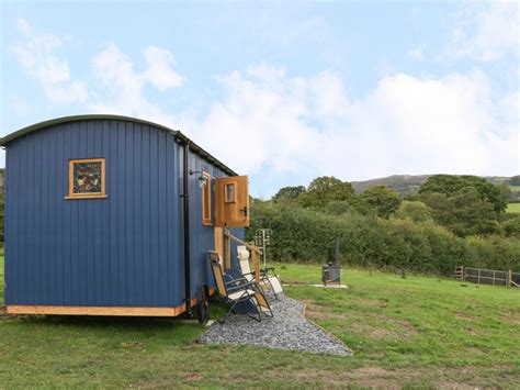 The Clydesdale Hut Shepherds Hideaway Dog Friendly Glamping Holidays