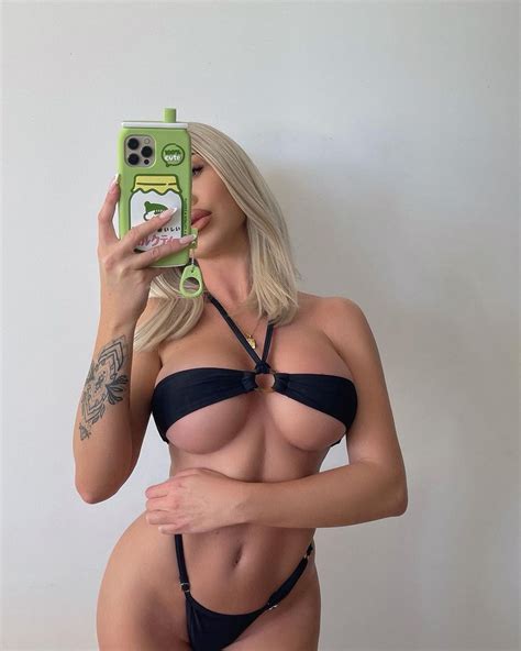 Laura Amy Sexy Bikini And Selfie Photos The Fappening
