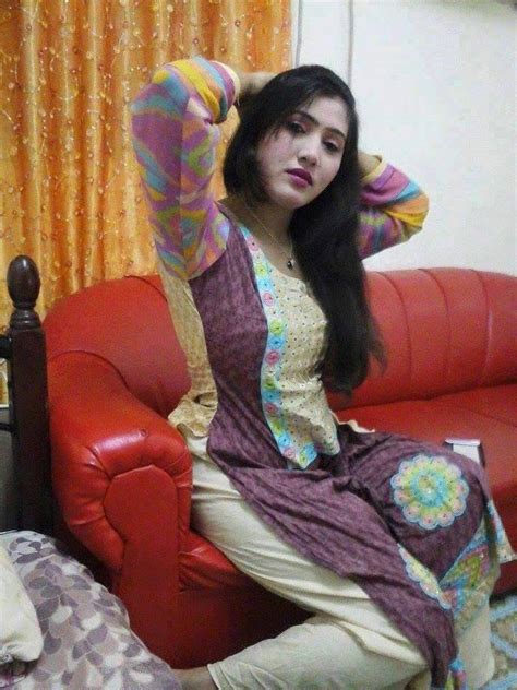 Pakistani Desi Beautiful Girls Boobs Pictures Girls Desi