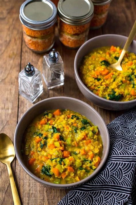 This coconut lentil curry recipe is ridiculously simple to make. Easy Coconut Curry Lentil Soup in a Jar | The Girl on Bloor
