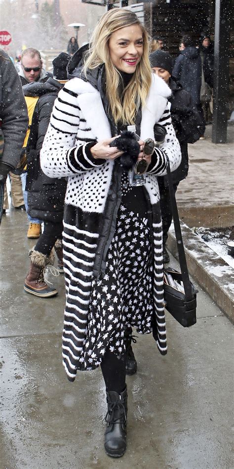 Street Style Trends You Ll Want To Copy From The Sundance Film Festival Jaime King Fro Cool