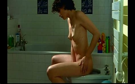 Naked Anne Coesens In Le Secret