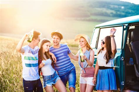Maybe you would like to learn more about one of these? 7 tipos de amigos que nunca faltan en un road trip - Record Go