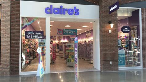 Claires Opens At Liberty Center