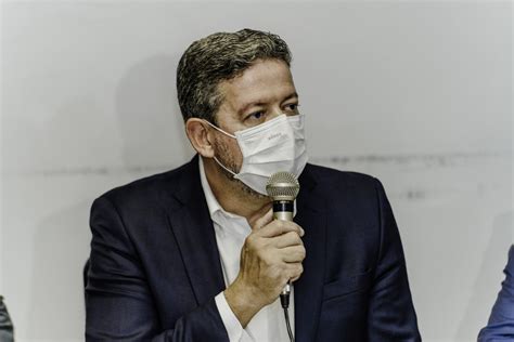 Arthur césar pereira de lira (born 25 june 1969 in maceió), or simply arthur lira, is a brazilian lawyer, farmer, entrepreneur and politician, current federal deputy for alagoas, member of progressistas (pp) and president of the chamber of deputies since february 2021. Arthur Lira, aliado de Bolsonaro, é eleito presidente da ...