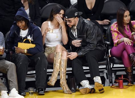 Bad Bunny Y Kendall Jenner Disfrutan Juntos Del Juego De La NBA