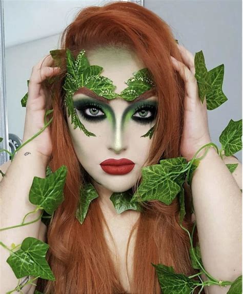 Pin By Crystal Aguiar On Halloween Ideas Hair Make Up Poison Ivy