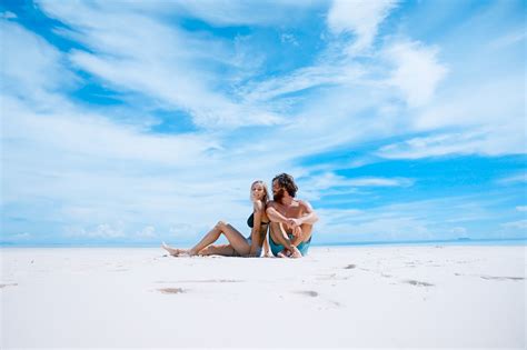 X Beach Cloudy Man Summer PNG Images Couple Cloud Sand Vacation Sitting Blue