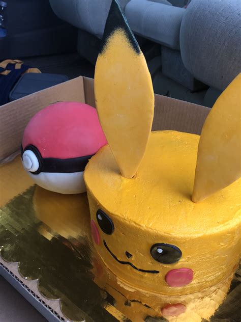 Pokémon Cake Fondant Poké Ball Buttercream Pikachu Pokemon Cake Cake