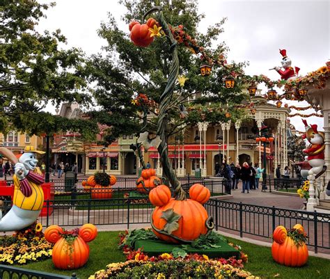 Halloween In Disneyland Paris Autumnfall 2019 Oktoberdots