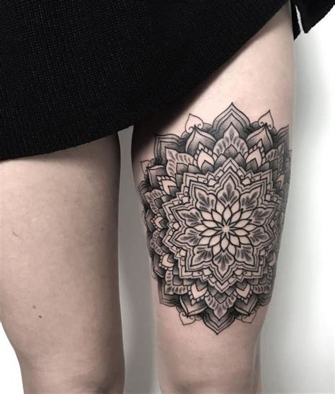 Leg Mandala Tattoo © Tattoo Artist Jens W 💓💓💓💓💓 Mandala Tattoo Design