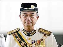 Nato il 26 novembre 1939) è un politico malese che ha servito come quinto primo ministro della malesia dal 2003 al 2009. BBC NEWS | Asia-Pacific | Profile: Abdullah Ahmad Badawi