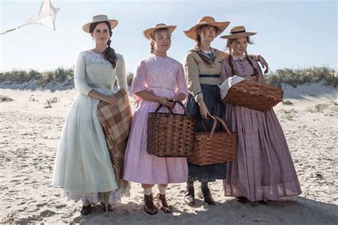 In the years after the civil war, jo march lives in new york and makes her living as a writer. Little Women 2019 movie remake | release date, cast, plot ...