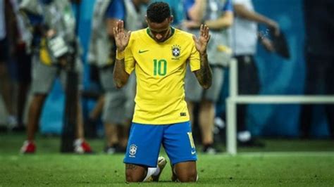 A prática do futebol feminino sempre teve muitas dificuldades no brasil. Neymar fala pela primeira vez após eliminação do Brasil na ...