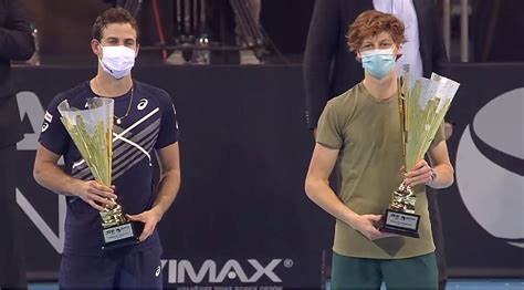 Primo titolo atp 250 per jannik sinner. Close for Vasek Pospisil, but Jannik Sinner wins his 1st ...