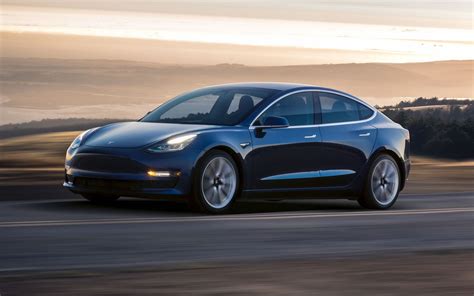 Tesla hat überraschend angekündigt, ein geplantes modell doch nicht auf den markt zu bringen. Neue Tesla Model 3 2020: Preis, Fotos, Technische Daten ...