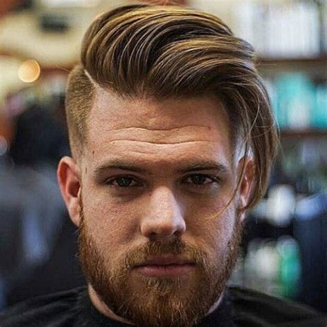 Onderstaande woorden rijmen ook op bartypen, maar minder goed dan de vetgedrukte woorden bovenaan. Frisuren Trends - 23 Kamm Über Fade-Haarschnitte ...