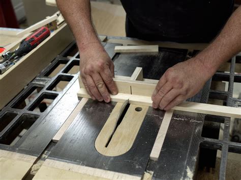In this final step, you should use a piece of sandpaper to smooth out the edges. How To Make Wooden Handles And Pulls - IBUILDIT.CA