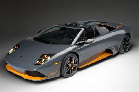 This vehicle is priced within 7% of the average price for a 2018 lamborghini aventador in the fort lauderdale area. Lamborghini Aventador: Lamborghini Aventador Price