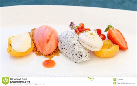 Alibaba.com offers 1,135 fine dining dish products. Fine dining dessert stock photo. Image of cafe, cook ...