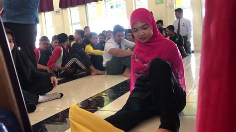Pengertian motivasi adalah suatu alasan atau dorongan yang dijadikan sebagai dasar dari semangat seseorang guna mengerjakan sesuatu agar dapat mencapai tujuan atau motto hidup tertentu. FARRA SYAHIRAH : SLOT MOTIVASI DI SMK SULTAN YUSSUF, BATU ...