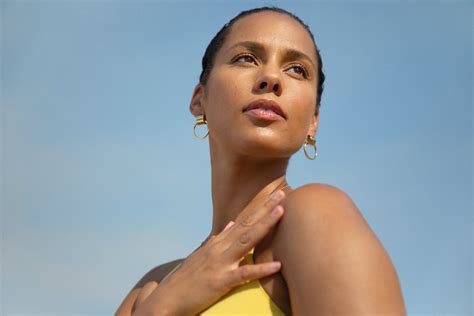 Alicia Keys Unveils Keys Soulcare With The World