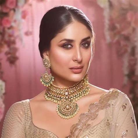 Kareena Kapoor Bollywood Jewelry Gold Choker Gold Choker Necklace