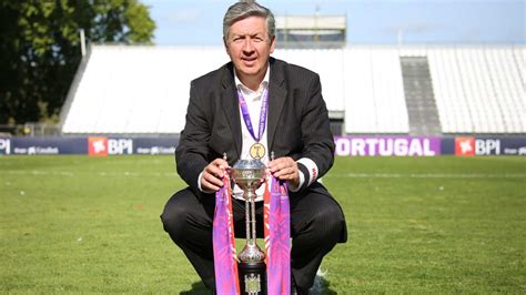 Последние твиты от benfica feminino (@benfica_cf). Benfica Fernando Tavares Entrevista BTV Futebol feminino ...