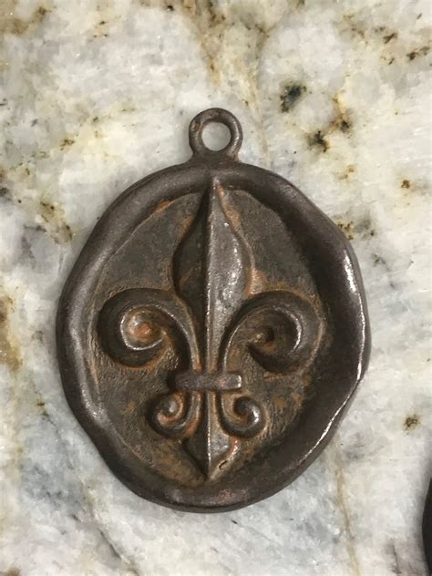 New Finish Pewter Fleur De Lis Pendant Vintage Reproduction Etsy